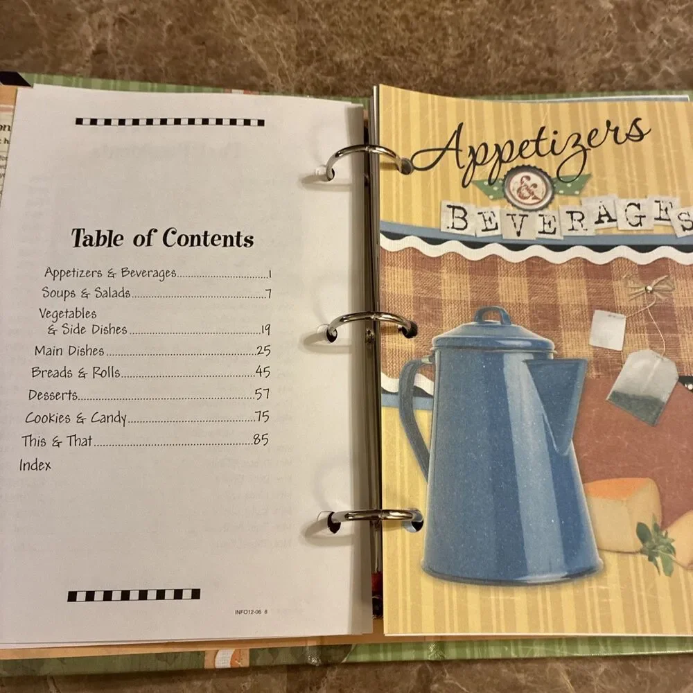 Vintage A Taste of Tradition Cookbook Recipes Valley View Women's Club 2006